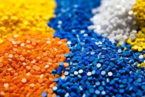 最新の会社の事例について プラスチック汚染による 6 つの主要な危険性